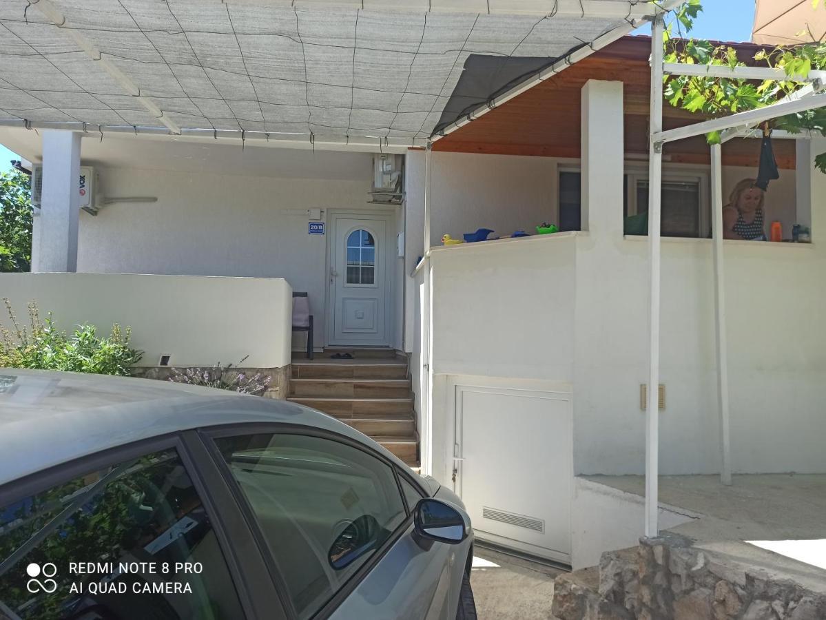 DračeSunce Apartman Bratkovice 1-8C公寓 外观 照片