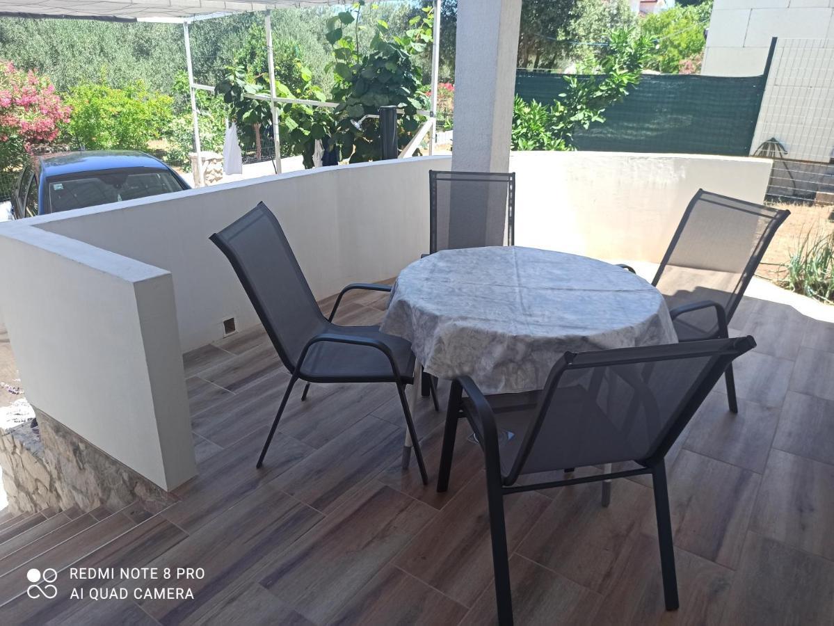 DračeSunce Apartman Bratkovice 1-8C公寓 外观 照片